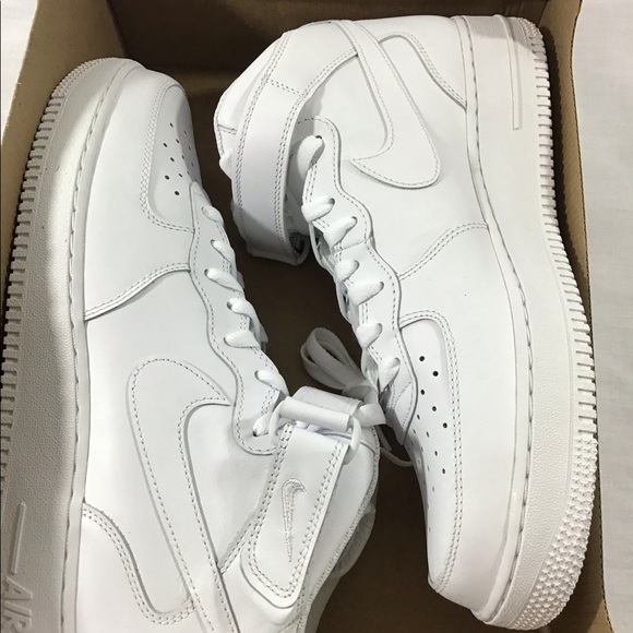 Nike Air Force 1 Mid 07